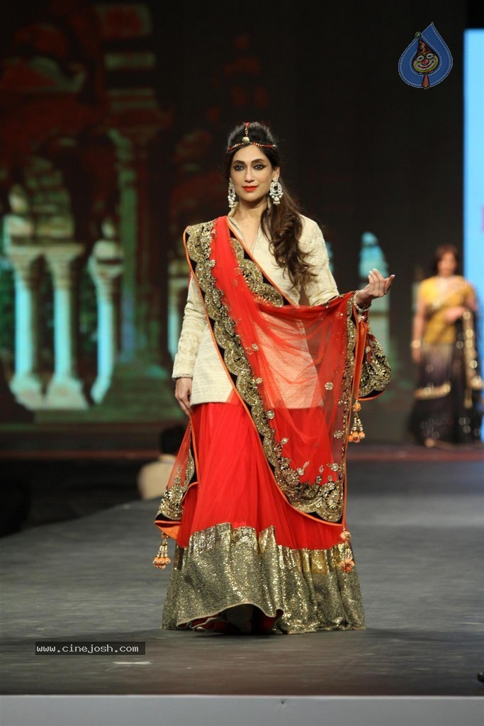 Bolly Celebs at Caring with Style Fashion Show - 109 / 136 photos