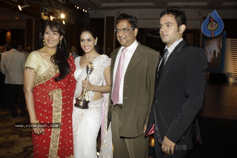 Bolly Celebs at CNBC Awaaz Consumer Awards - 1 / 67 photos