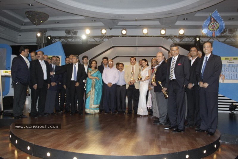 Bolly Celebs at CNBC Awaaz Consumer Awards - 20 / 67 photos