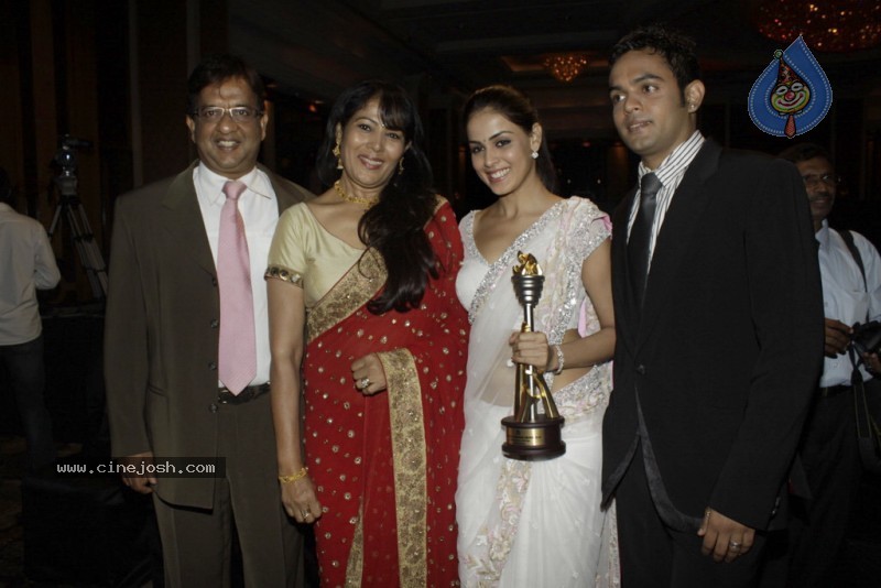 Bolly Celebs at CNBC Awaaz Consumer Awards - 27 / 67 photos