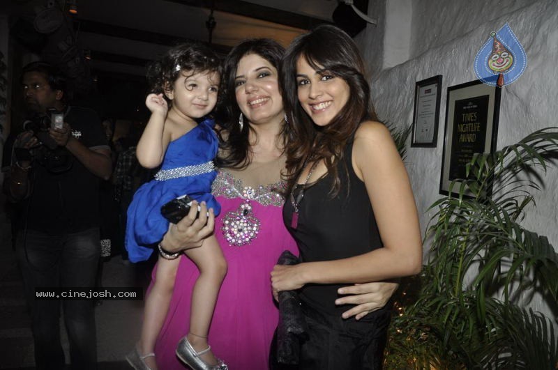 Bolly Celebs at Dabboo Ratnani Calendar Launch - 6 / 123 photos