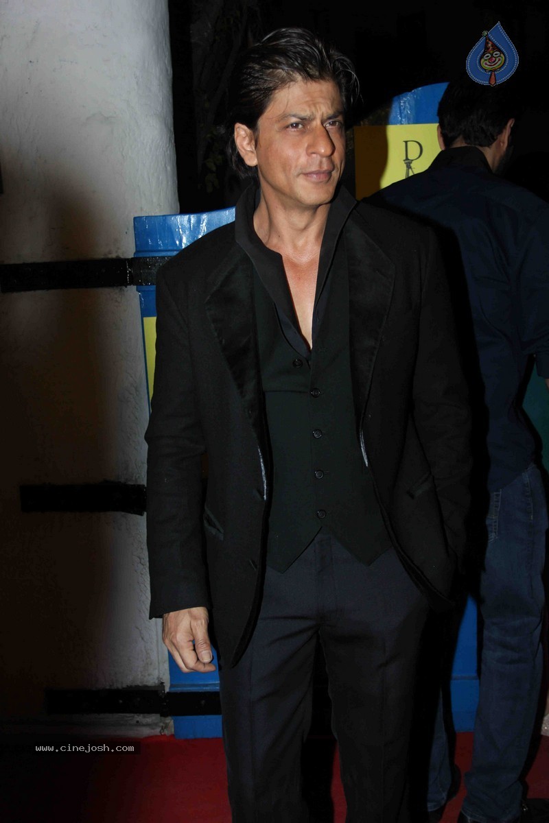 Bolly Celebs at Dabboo Ratnani 2015 Calendar Launch - 18 / 76 photos