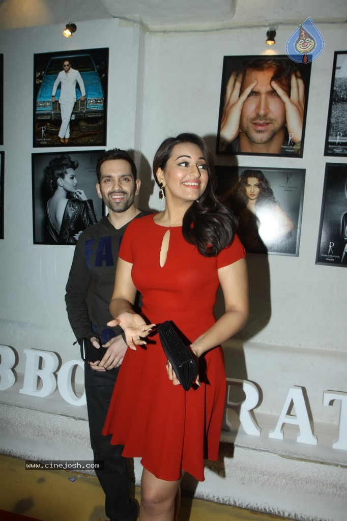 Bolly Celebs at Dabboo Ratnani Calendar Launch 02 - 76 / 76 photos