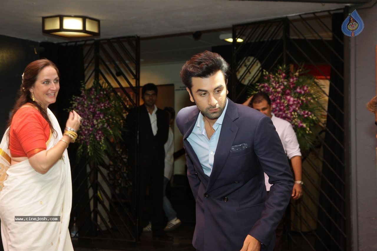 Bolly Celebs at Dadasaheb Phalke Award Presentation  - 65 / 111 photos