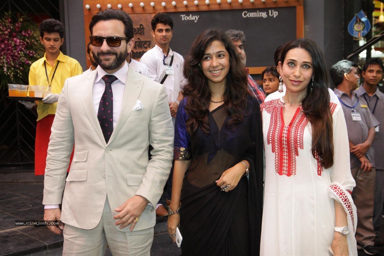Bolly Celebs at Dadasaheb Phalke Award Presentation  - 75 / 111 photos