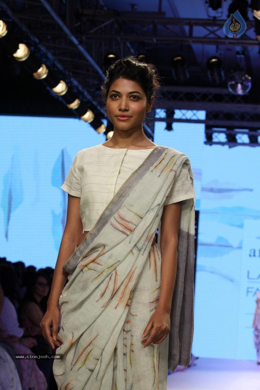Bolly Celebs at Day 3 LFW Summer Resort 2015 - 5 / 115 photos