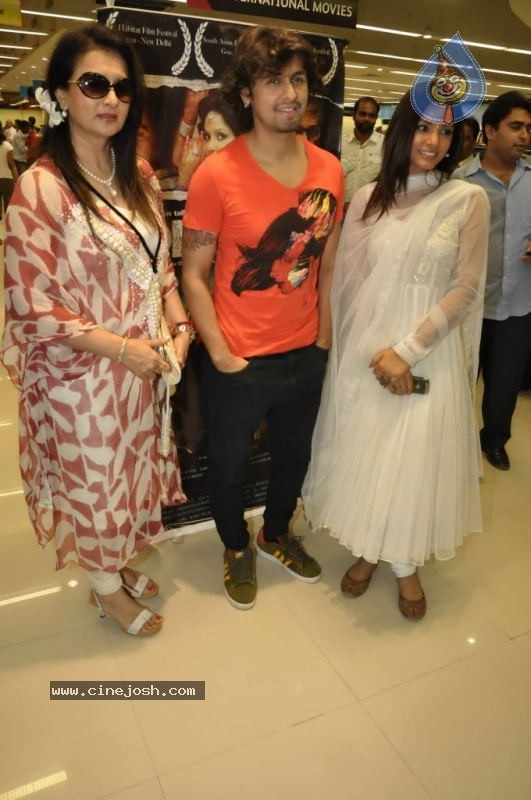 Bolly Celebs at Deswa Movie Music Launch - 10 / 52 photos
