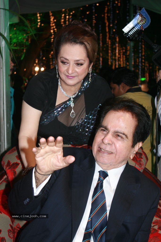 Bolly Celebs at Dilip Kumar Bday Party - 2 / 21 photos