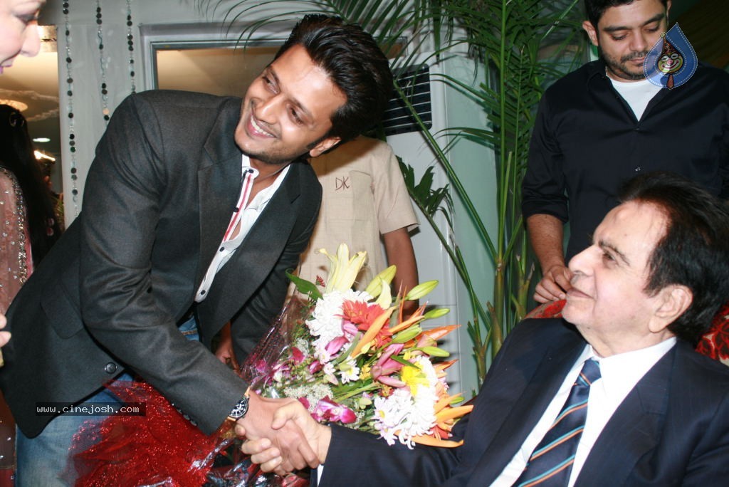 Bolly Celebs at Dilip Kumar Bday Party - 21 / 21 photos