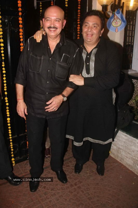 Bolly Celebs at Ekta Kapoor Diwali Party - 44 / 56 photos