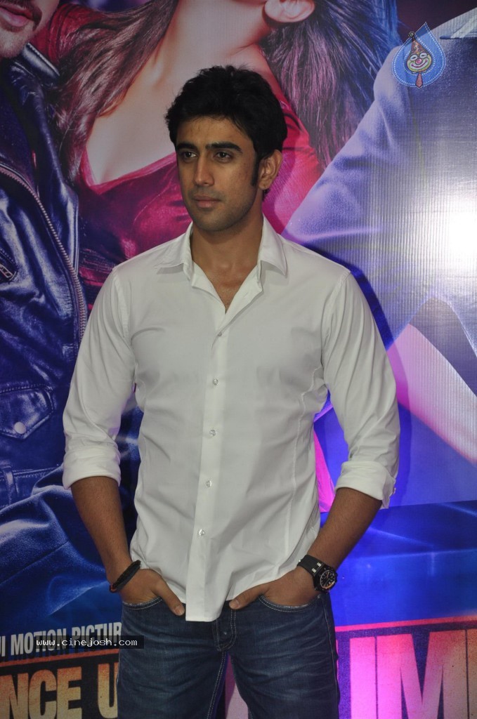 Bolly Celebs at Ekta Kapoor Iftar Party - 25 / 113 photos