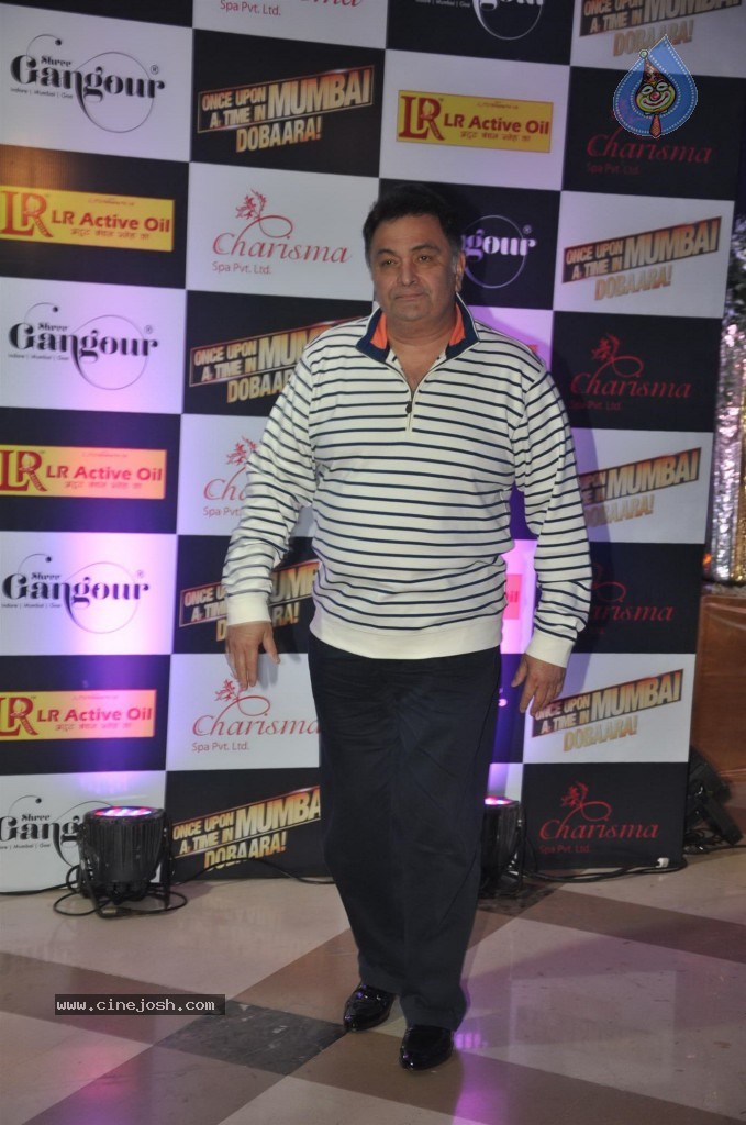 Bolly Celebs at Ekta Kapoor Iftar Party - 41 / 113 photos