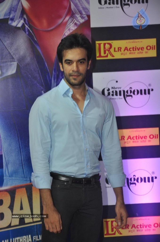 Bolly Celebs at Ekta Kapoor Iftar Party - 100 / 113 photos