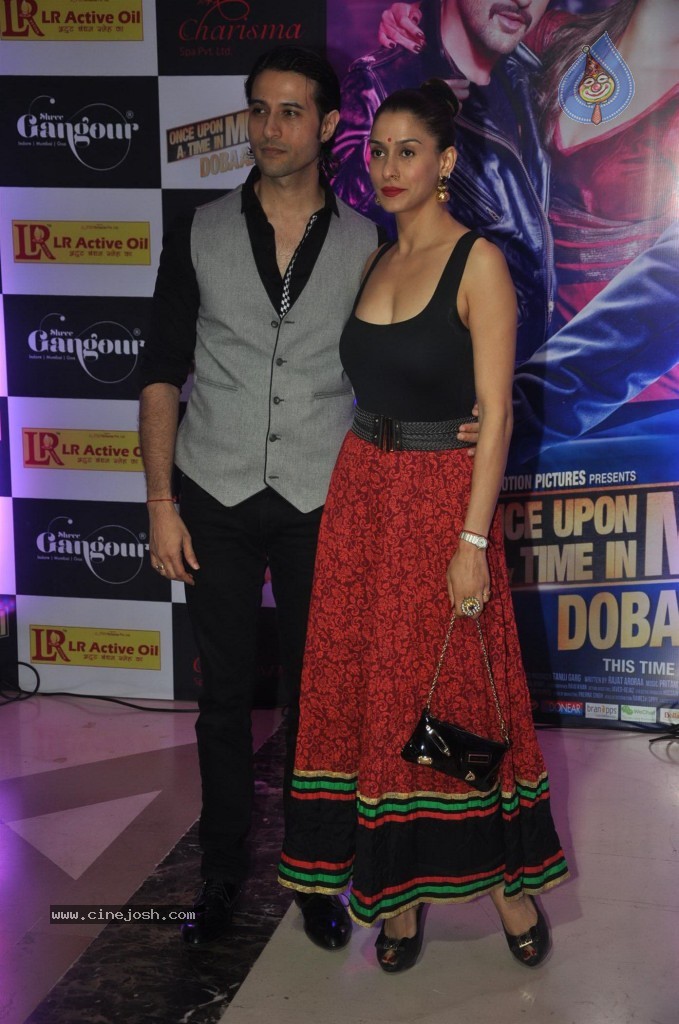 Bolly Celebs at Ekta Kapoor Iftar Party - 105 / 113 photos