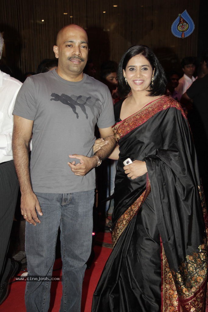 Bolly Celebs at English Vinglish Premiere Show - 44 / 115 photos