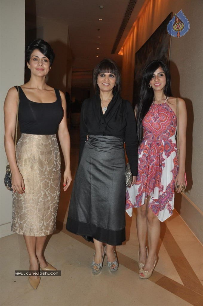 Bolly Celebs at Face of Jet Gems Launch - 58 / 87 photos
