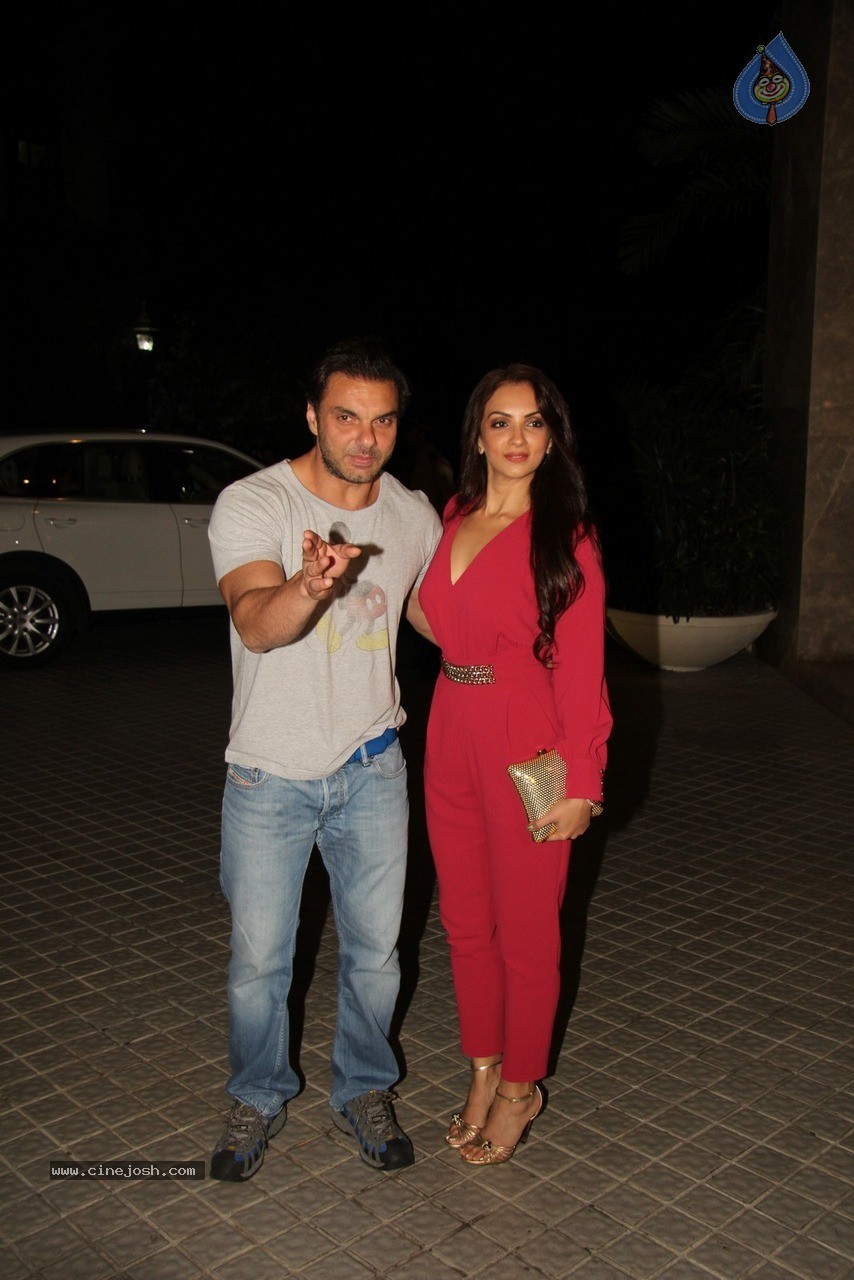 Bolly Celebs at Farah Khan Bday Party - 11 / 120 photos