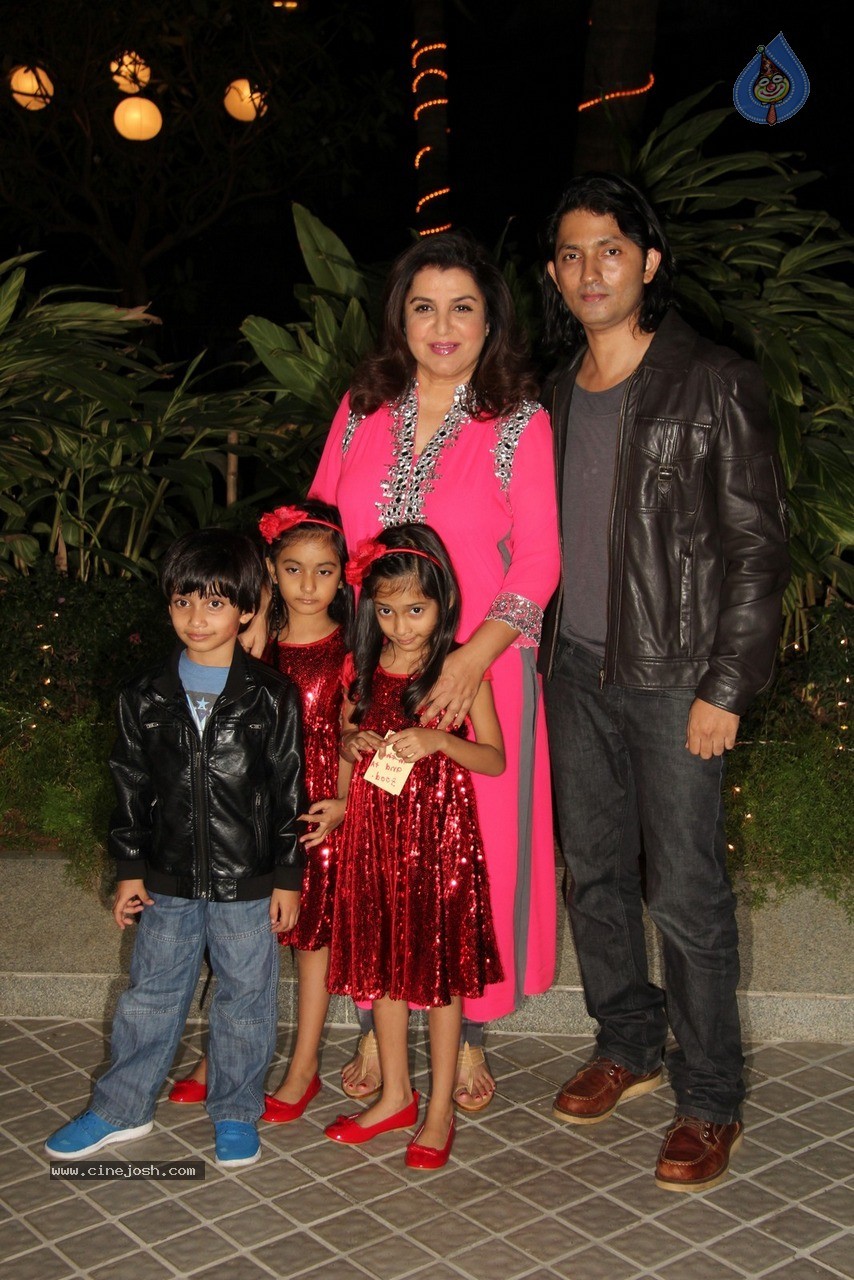 Bolly Celebs at Farah Khan Bday Party - 14 / 120 photos