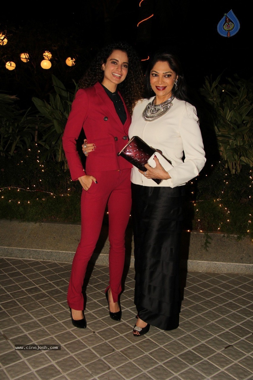 Bolly Celebs at Farah Khan Bday Party - 81 / 120 photos