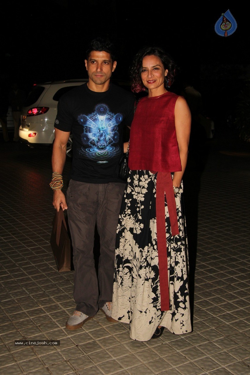 Bolly Celebs at Farah Khan Bday Party - 106 / 120 photos