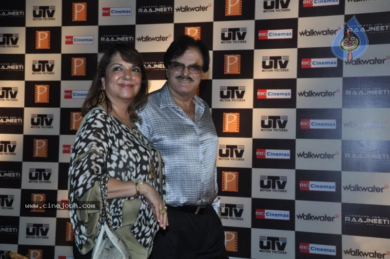 Bolly Celebs at Film Rajneeti Premiere - 101 / 120 photos