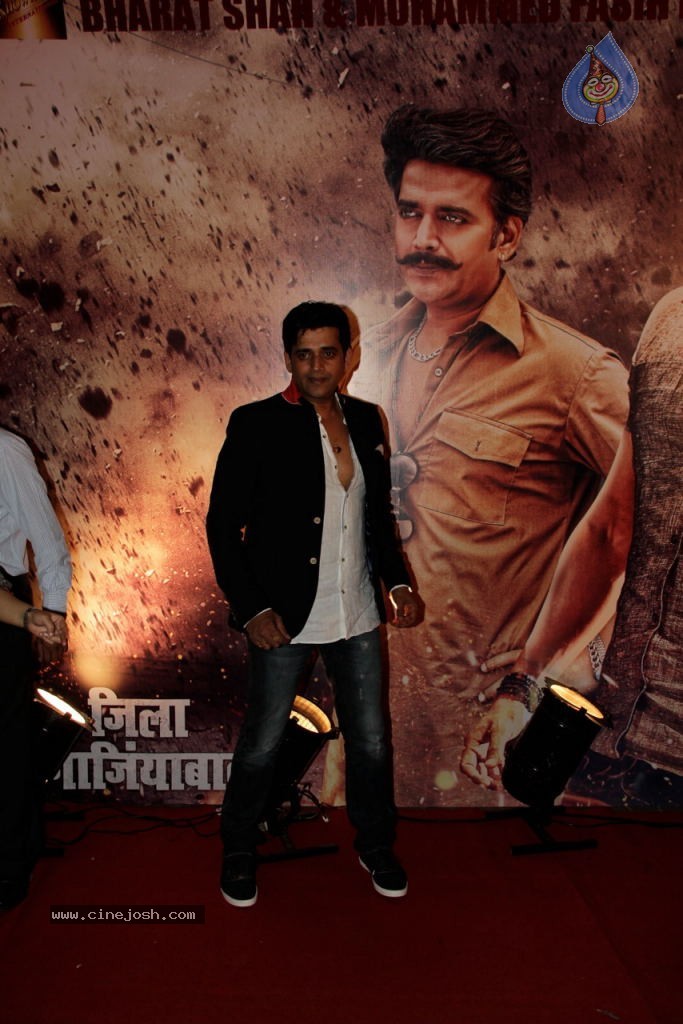 Bolly Celebs at Film Zilla Ghaziabad Movie Premiere - 20 / 72 photos