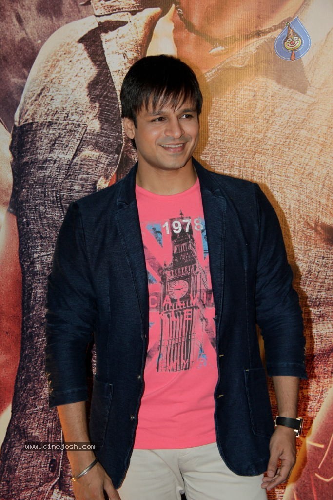 Bolly Celebs at Film Zilla Ghaziabad Movie Premiere - 45 / 72 photos