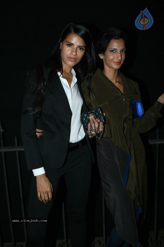 Bolly Celebs at G7 Fashion Store Launch - 41 / 49 photos