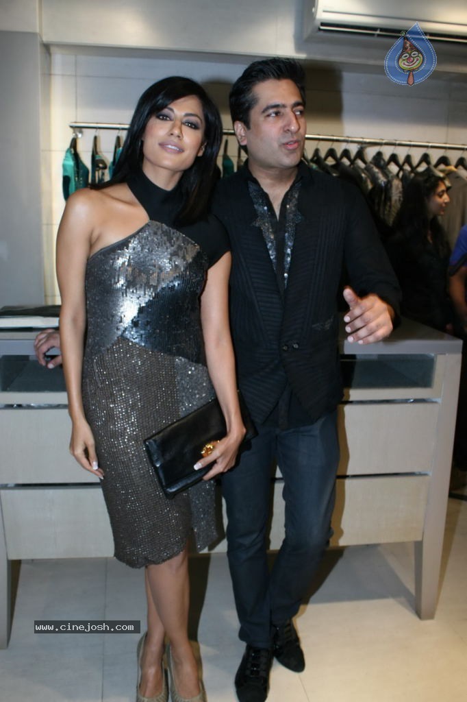 Bolly Celebs at G7 Fashion Store Launch - 45 / 49 photos