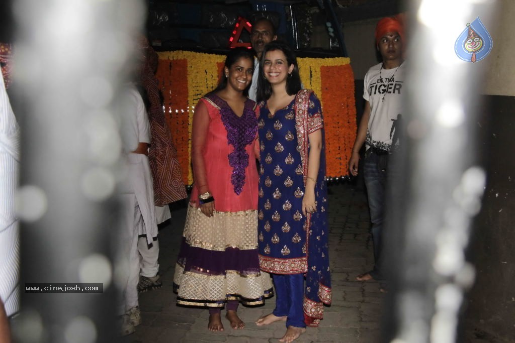 Bolly Celebs at Ganesh Visarjan Event - 61 / 106 photos