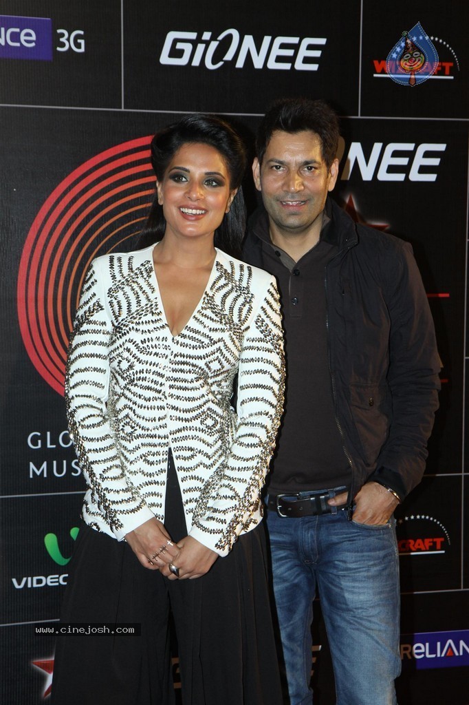 Bolly Celebs at GiMA Awards 2014 - 9 / 151 photos