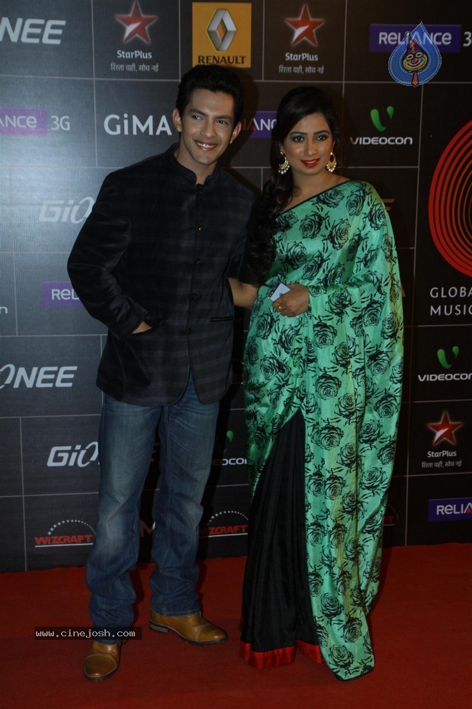 Bolly Celebs at GiMA Awards 2014 - 21 / 151 photos
