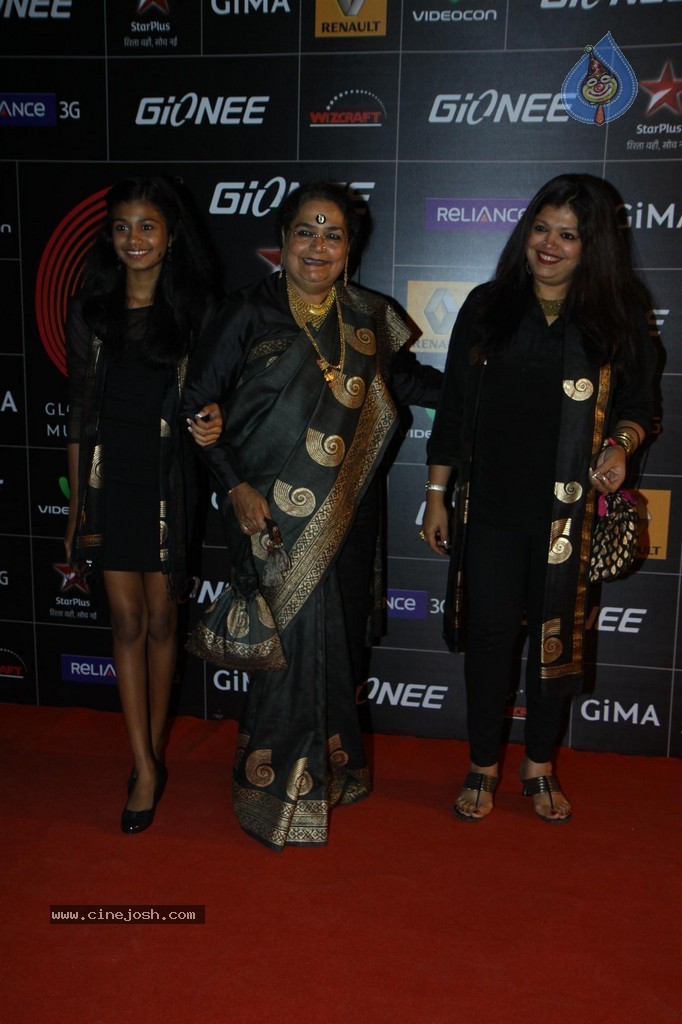 Bolly Celebs at GiMA Awards 2014 - 30 / 151 photos