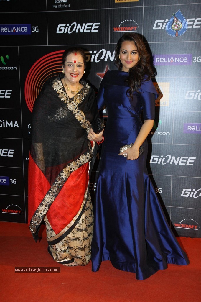 Bolly Celebs at GiMA Awards 2014 - 104 / 151 photos