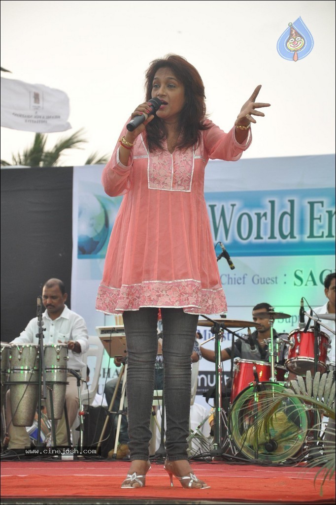 Bolly Celebs at Go Green Campaign  - 3 / 81 photos