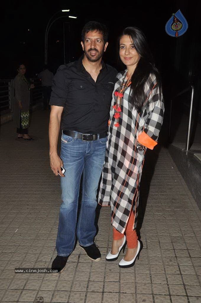Bolly Celebs at Gori Tere Pyaar Mein Special Screening - 39 / 119 photos