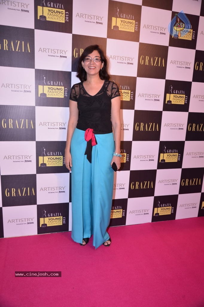 Bolly Celebs at Grazia Young Fashion Awards - 36 / 37 photos
