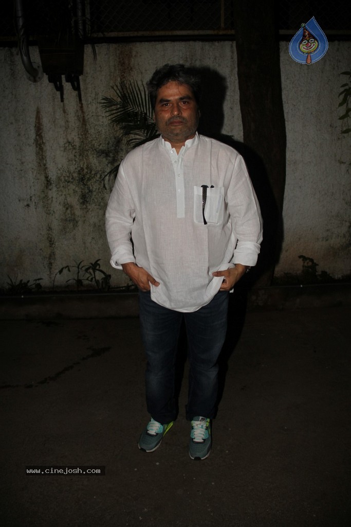 Bolly Celebs at Haider Movie Special Show - 20 / 36 photos