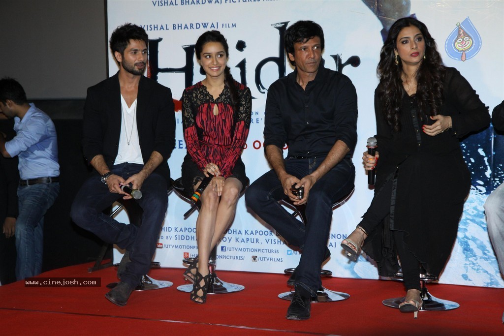 Bolly Celebs at Haider Trailer Launch - 19 / 89 photos