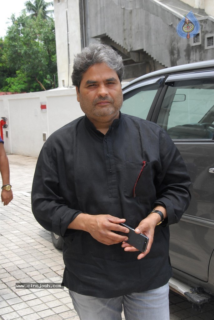 Bolly Celebs at Haider Trailer Launch - 45 / 89 photos