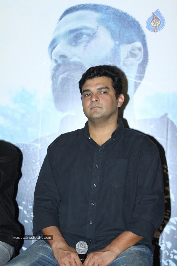 Bolly Celebs at Haider Trailer Launch - 81 / 89 photos