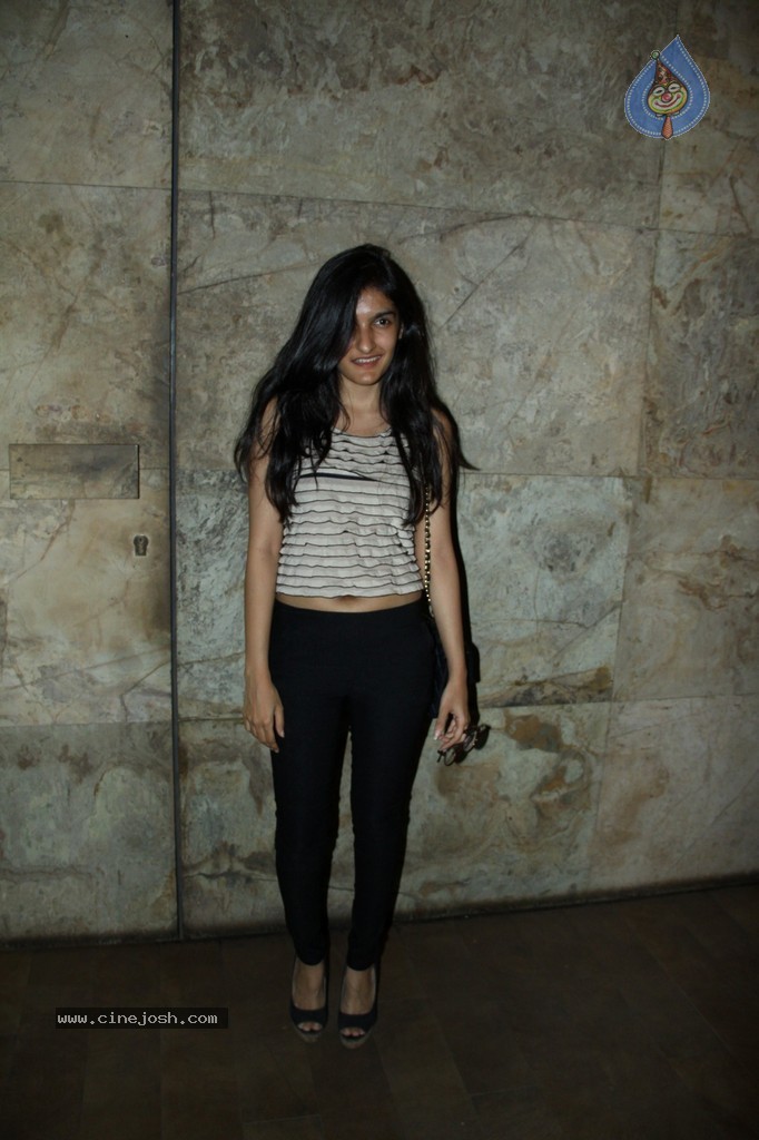 Bolly Celebs at Hawaa Hawaai Special Show - 18 / 99 photos