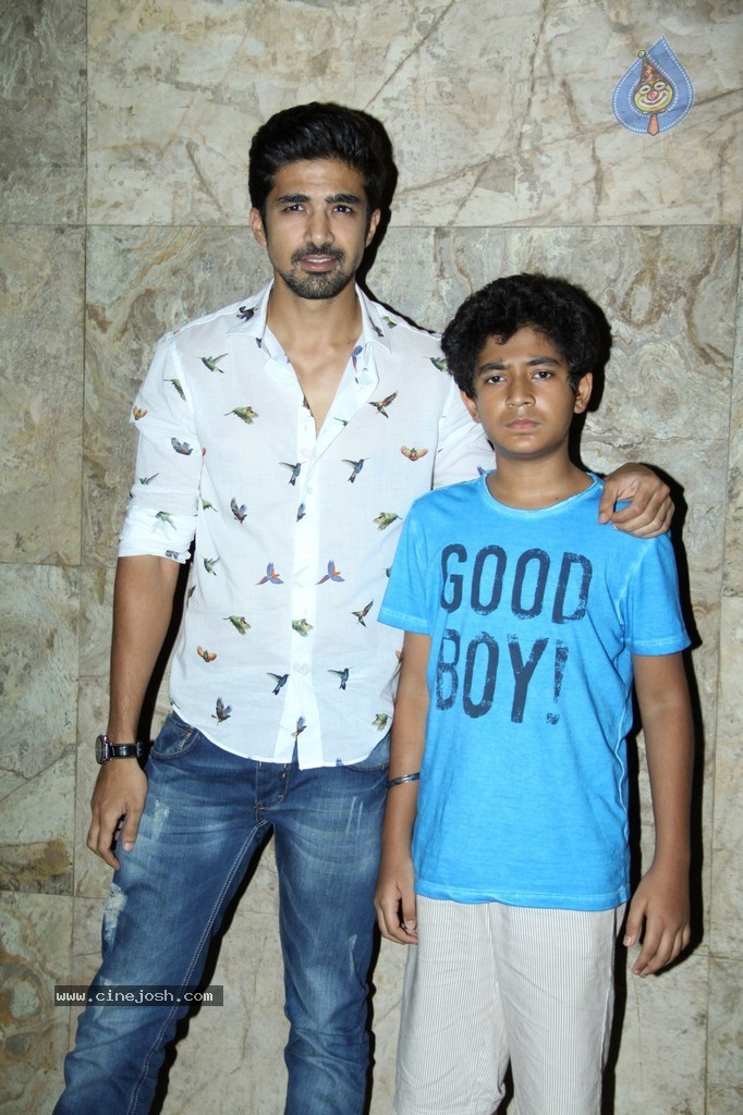 Bolly Celebs at Hawaa Hawaai Special Show - 37 / 99 photos