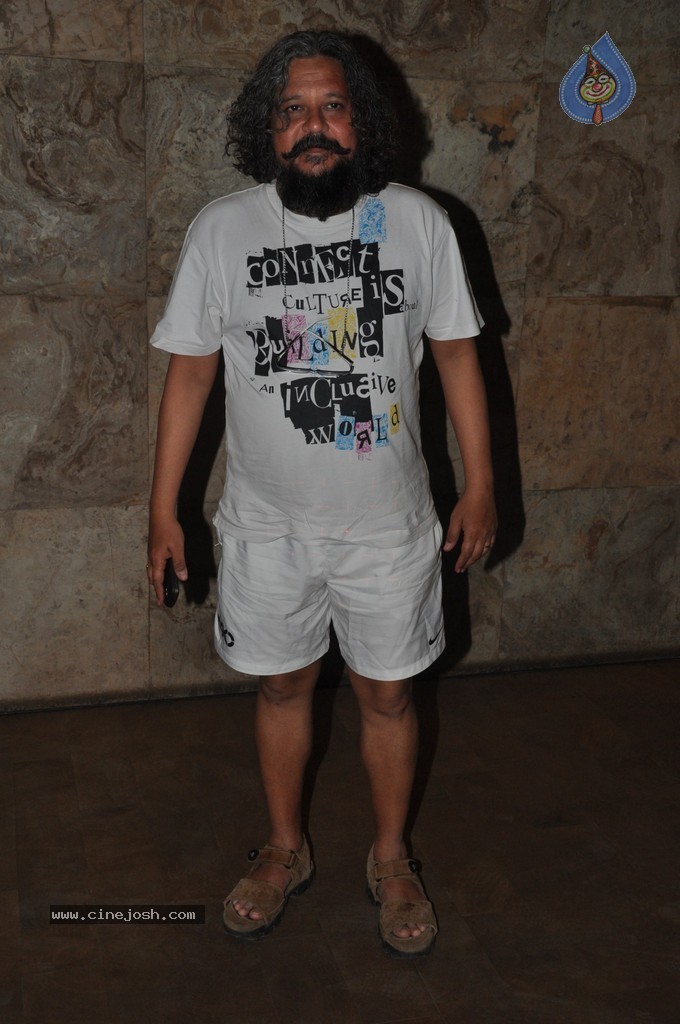 Bolly Celebs at Hawaa Hawaai Special Show - 64 / 99 photos