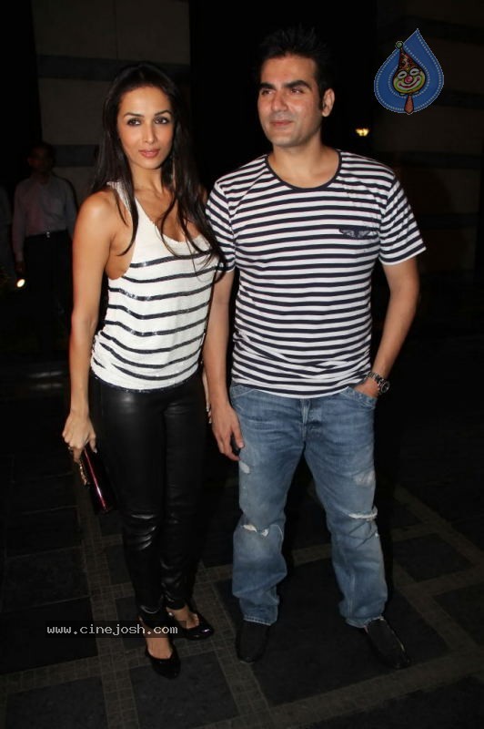 Bolly Celebs at HDIL India Couture Week Opening Party - 17 / 91 photos