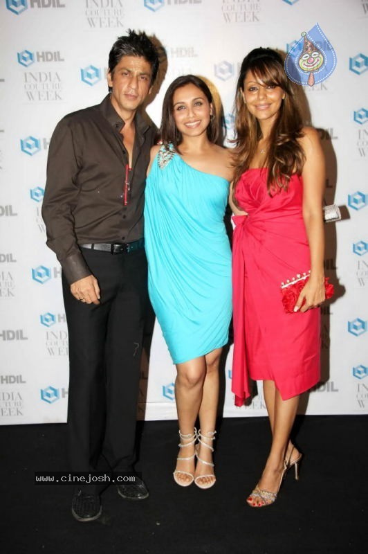 Bolly Celebs at HDIL India Couture Week Opening Party - 71 / 91 photos