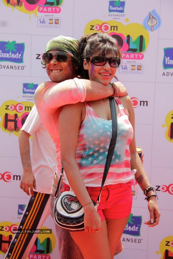 Bolly Celebs at Holi Celebrations - 62 / 103 photos