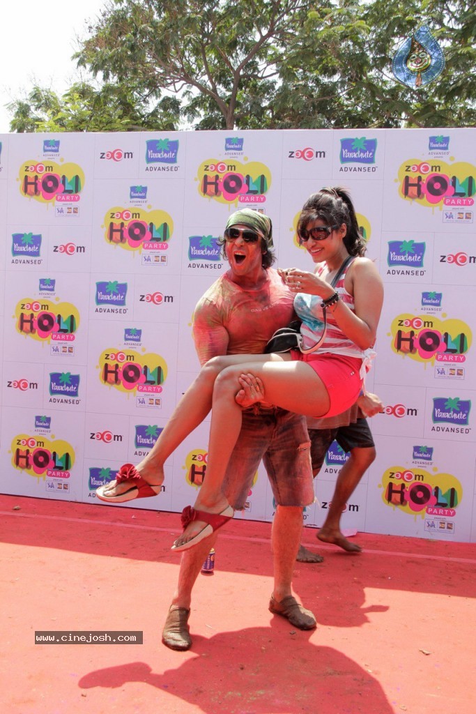 Bolly Celebs at Holi Celebrations - 96 / 103 photos