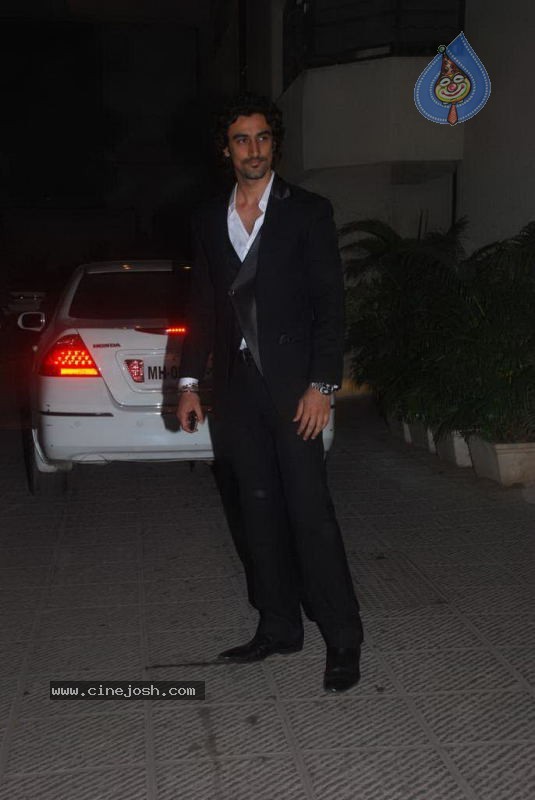 Bolly Celebs at Hrithik Bday Bash - 6 / 89 photos