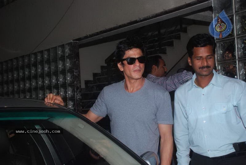 Bolly Celebs at Hrithik Bday Bash - 71 / 89 photos